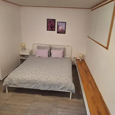 Bed & Breakfast Oaza Hvar Town