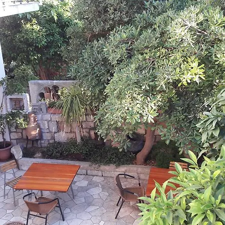 Oaza Hvar Town