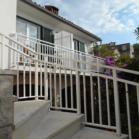 Bed & Breakfast Oaza Hvar Town