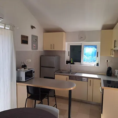 Bed & Breakfast Oaza Hvar Town